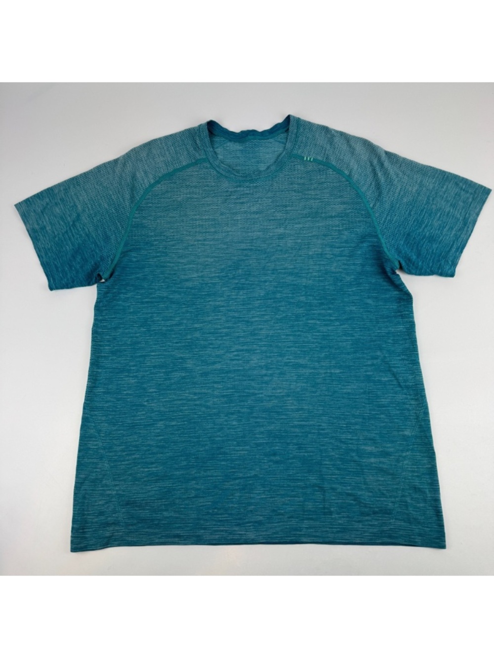 Lululemon Mens Size L Metal Vent Tech Short Sleeve Shirt Blue Gym Training